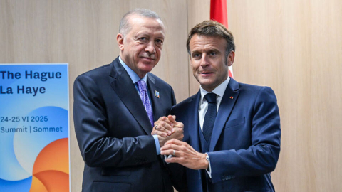 Erdoğan ve Macron Görüşmesinde Barış Diplomasi Gündemi!