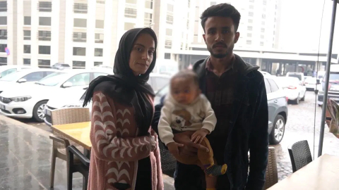 Ambulansta Doğan Erkek Bebek Resmiyette Kız Görünüyor!