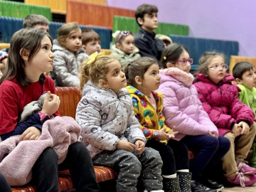 Karagöz ve Hacivat Yalova’da Sahne Aldı: Çocuk Tiyatrosunda Neşe, Kahkaha ve Gelenek Bir Aradaydı!