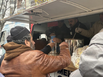 Vefanın Isıtan Yüzü Yalova’da Görüldü: Şehitler Anıldı, Gazilere Minnet Duyguları Paylaşıldı!